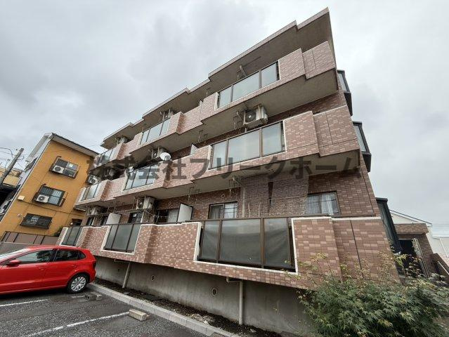 三鷹市北野２丁目の賃貸マンションの外観