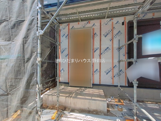 野田市柳沢新田01期　新築戸建　1号棟の玄関