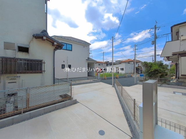 野田市柳沢新田01期　新築戸建　1号棟の玄関