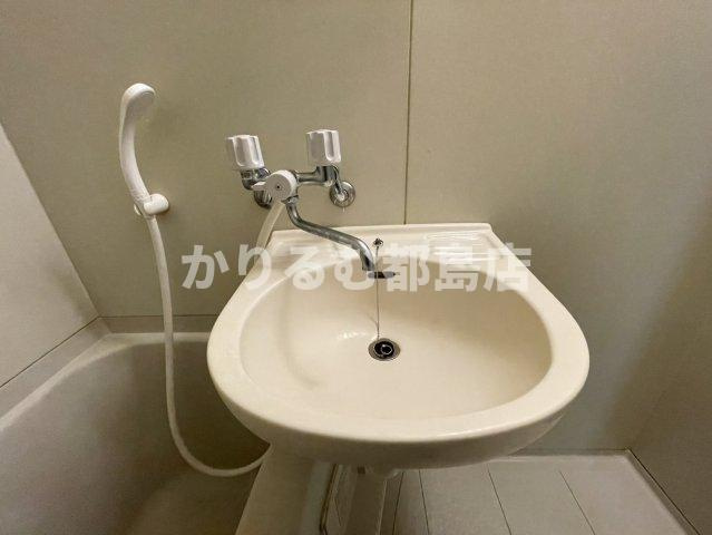 楠青山ビル別館の洗面所