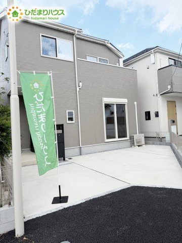 野田市柳沢新田01期　新築戸建　2号棟の駐車場|駐車場1台止められます(^^♪				
