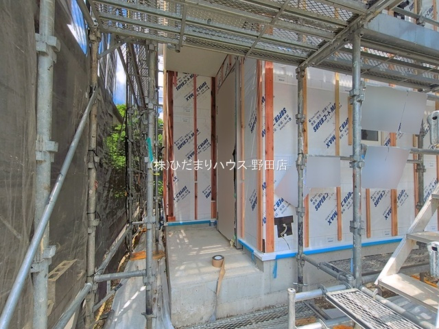 野田市柳沢新田01期　新築戸建　2号棟の玄関
