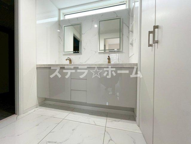 大宮1 中古戸建の独立洗面台|独立洗面台、朝の身支度には欠かせません