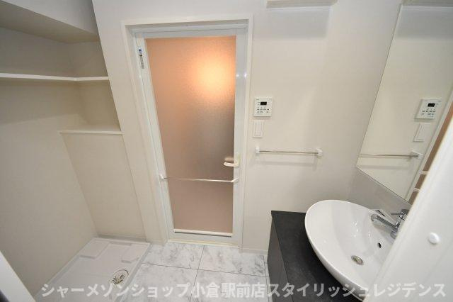 ヒルクレスト片野グランデⅠの玄関