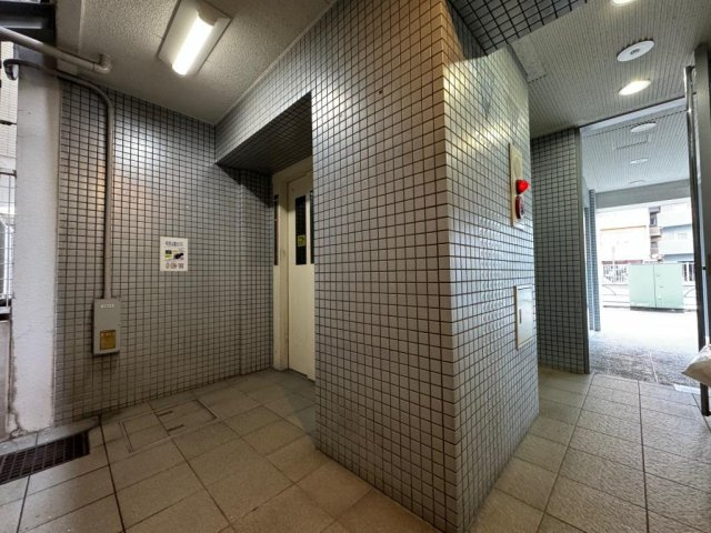スカイコート浅草国際通りのロビー
