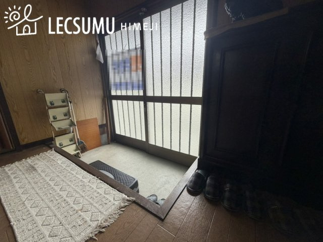 姫路市飾磨区妻鹿/中古戸建の玄関