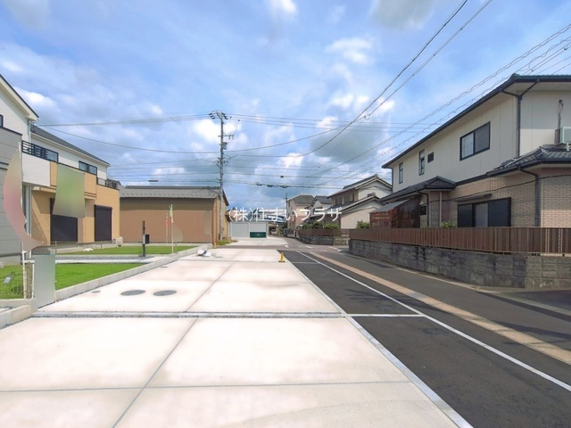 仲介手数料無料）一宮市萩原町林野２８番Ｂ棟の駐車場