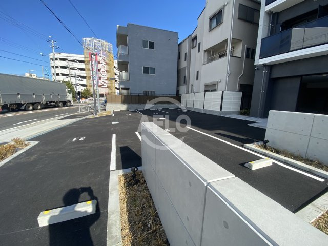 エスレジデンス福島グランデの駐車場|S-RESIDENCE福島Grande　駐車場
