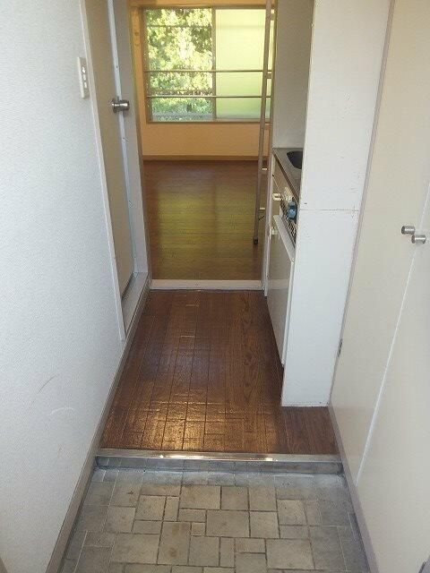 相模原市南区相南３丁目のアパートの玄関