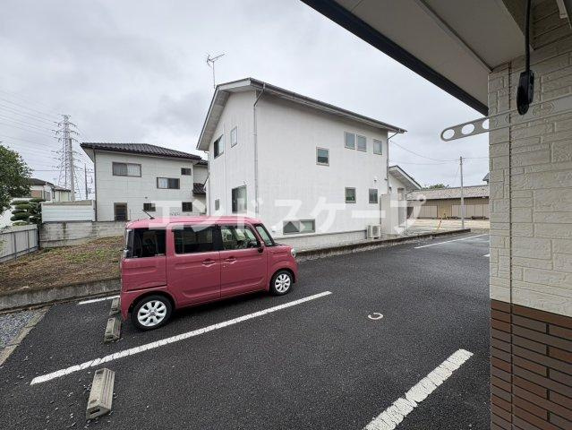 オーロラの駐車場|高崎、前橋のお部屋探しはエンドスケープまで！お客様の理想お聞かせ下さい♪
