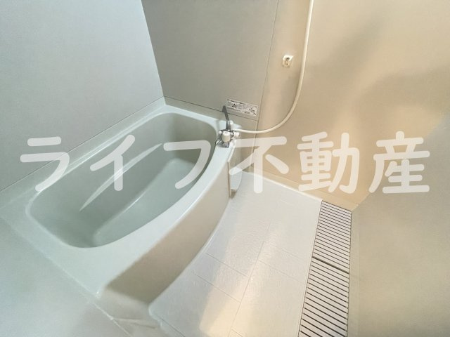 メゾンドゥ長瀬の浴室|お風呂です
