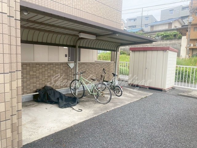 横浜市旭区さちが丘の賃貸マンションのその他共用部分|敷地内駐輪場♪