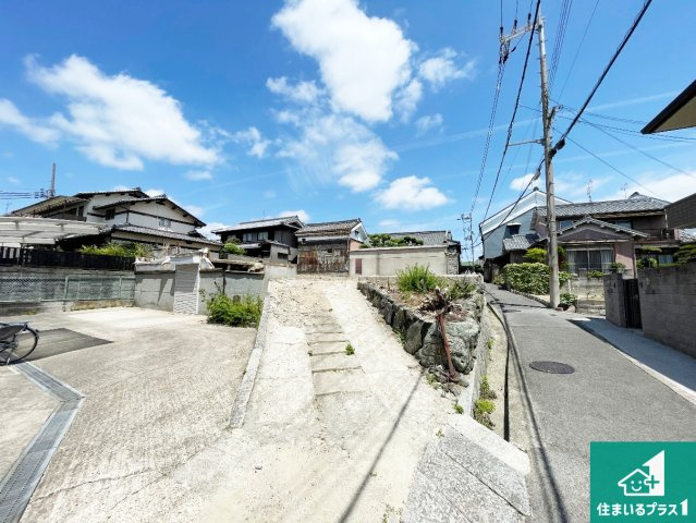 高槻市富田町　第1期　売土地の外観|周辺は落ち着いた街並みの住宅地！子育てがしやすい住環境です！現地でしかわからない事もございます。是非一度ご覧ください。