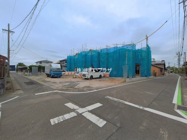 仲介手数料無料）一宮市萩原町林野２８番C棟の前面道路含む現地写真