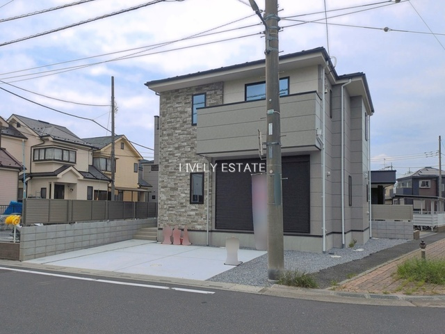 草加市長栄2丁目 新築分譲住宅 全3棟 1号棟の外観