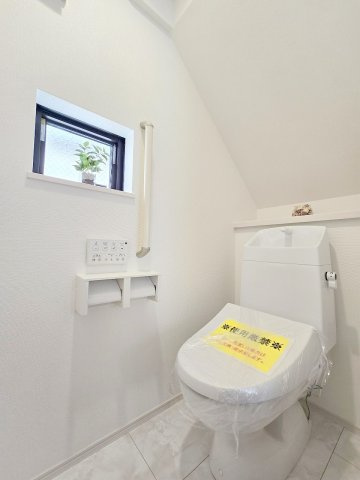 羽村市川崎2丁目　新築戸建のトイレ
