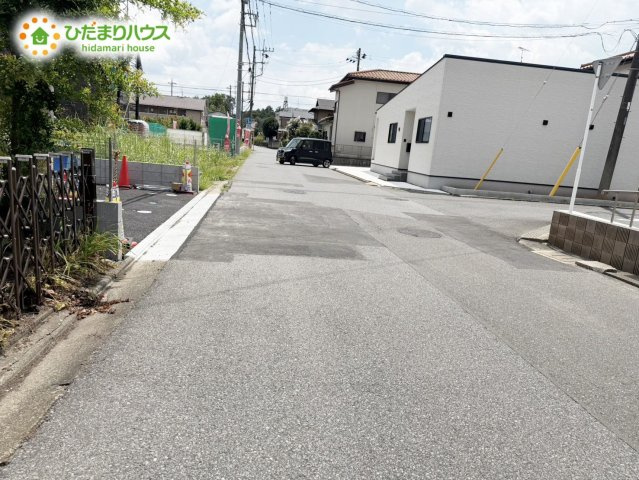 野田市柳沢新田01期　新築戸建　3号棟の前面道路含む現地写真|接道：南西側6ｍ公道　（協定道路6.0ｍ）