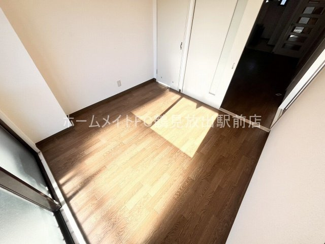 グランドール福川の洋室