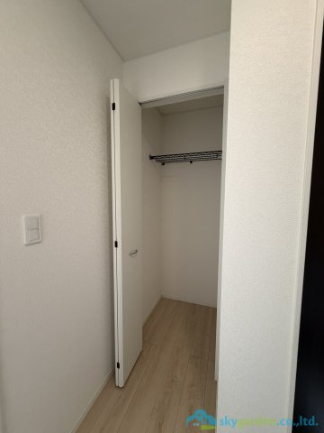 厚木市愛名第10　新築戸建　全3棟2号棟の収納