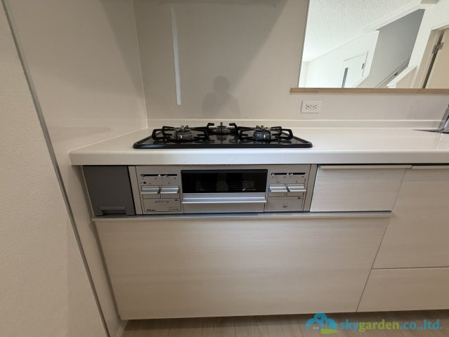 厚木市愛名第10　新築戸建　全3棟2号棟のキッチン