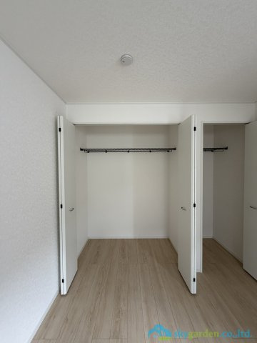 厚木市愛名第10　新築戸建　全3棟2号棟の収納