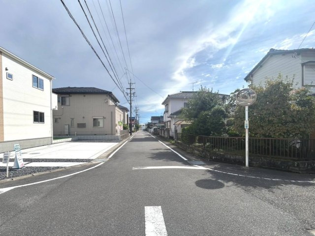 ハートフルタウン　一宮市浅井町小日比野　全１区画分譲の前面道路含む現地写真|■前面道路　■ヤマダ不動産　株式会社リライフ　
■夢のマイホーム購入をフルサポートします！