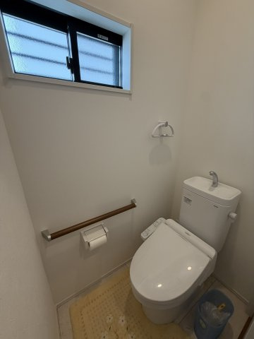岸和田市岸城町戸建のトイレ