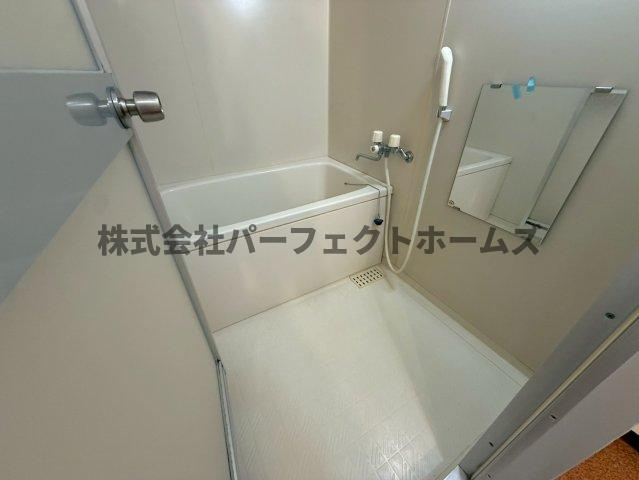 Belong枚方東1番館の浴室|コンパクトで使いやすいお風呂です