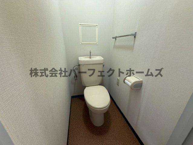 Belong枚方東1番館のトイレ|コンパクトで使いやすいトイレです