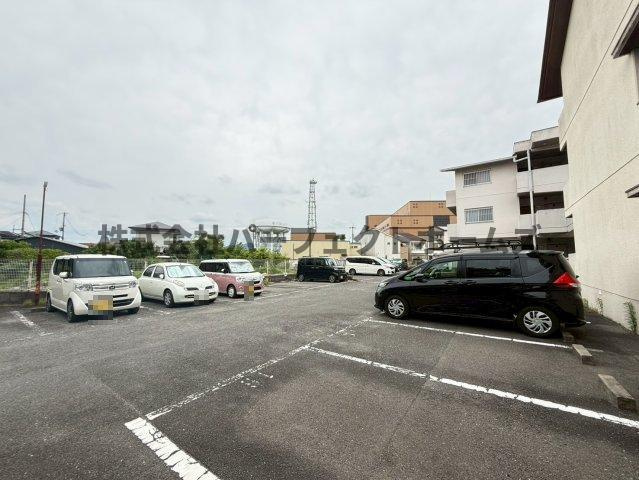 Belong枚方東1番館の駐車場|駐車場があります