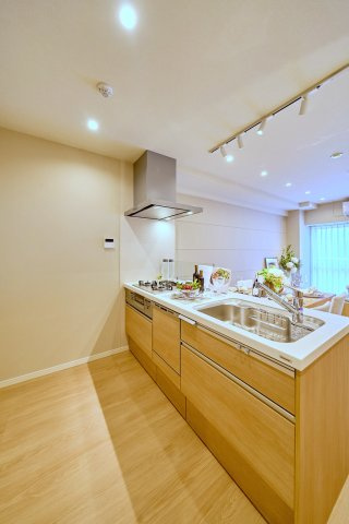 マイキャッスル水天宮前壱番館　2階　リ　フォーム済のキッチン