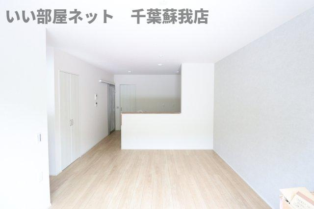 東国分寺台５丁目新築計画の居間・リビング|おしゃれな居間です