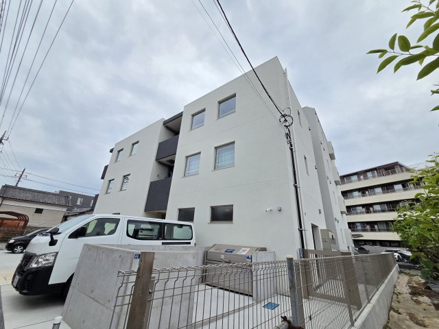 川崎市多摩区宿河原２丁目の賃貸マンションの外観