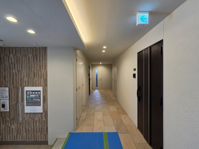 川崎市多摩区宿河原２丁目の賃貸マンションのロビー