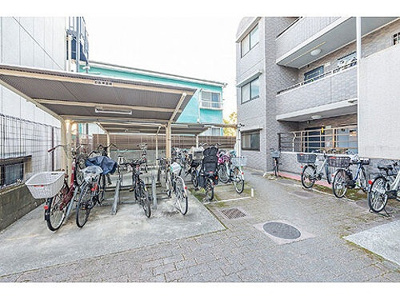 【駐車場】 | レーベンハイム常盤台 | 駐輪場　※2025年12月撮影