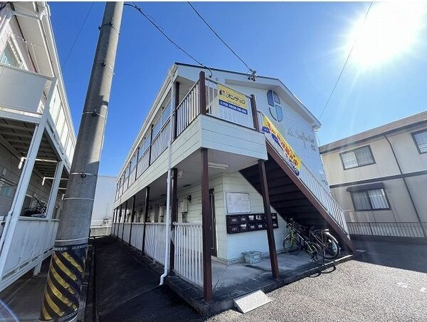 Surplus　One　錦の外観