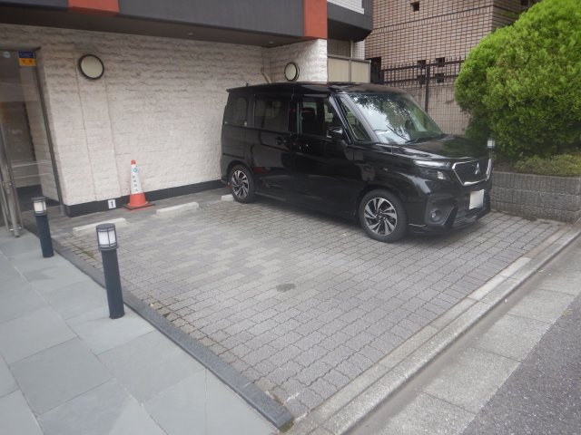 Lavilio錦糸町Bellgradeの駐車場
