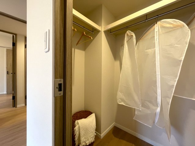 室内でなにかあれば、いつでも繋がる専用コールナンバー発行！引渡し後のアフターもある、見て納得、住んで安心の『コスモ保土ヶ谷パークフォルム』リノベーションの収納|収納があります
