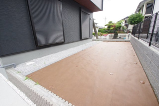 【庭】 | 【仲介手数料無料！！】川崎市麻生区虹ヶ丘1丁目　新築戸建て（全2棟）1号棟　6880万円