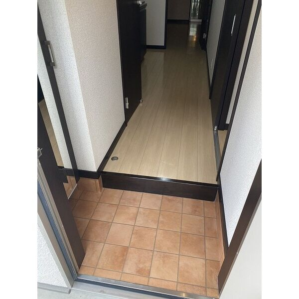 ヴィラ・ルミエールの玄関
