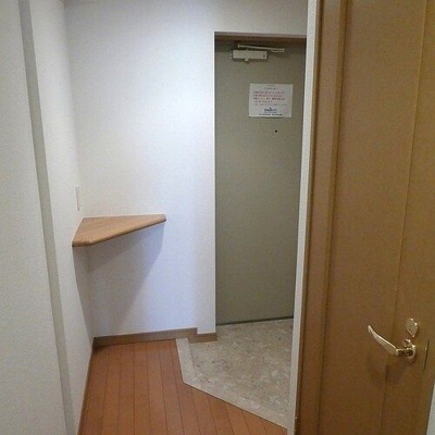 【玄関】 | ライオンズステージ関内メダリオン