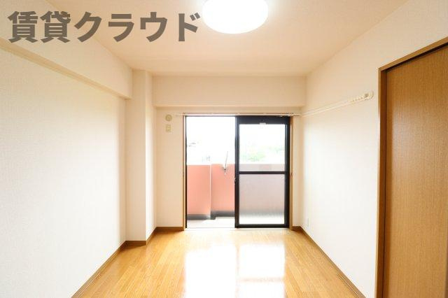 ドミール陽水の寝室|落ち着いて過ごせるお部屋なので、寝室にいかがでしょうか