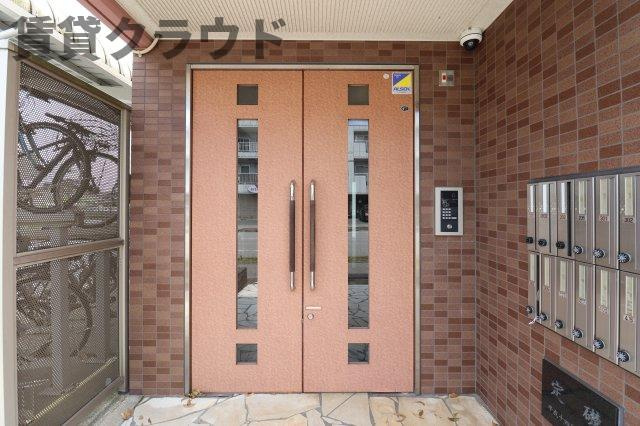 ドミール陽水のエントランス|落ち着いたエントランスです