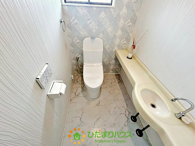 古河市牧野地　中古一戸建てのトイレ