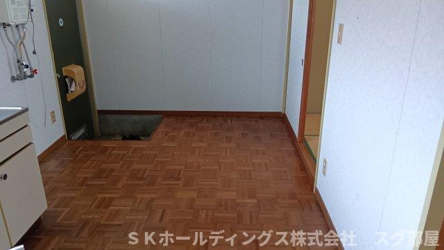 オーブマリーヌ小浜の玄関