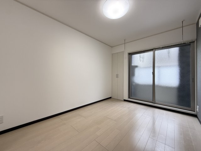 ラルーチェ杉本町の寝室