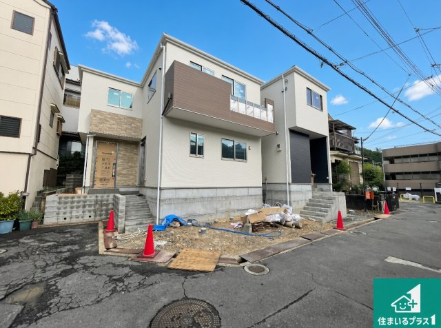 枚方市藤阪元町　第2期　新築一戸建ての外観|現在建築中！落ち着いた街並みで新生活を始めることが出来そう！周辺の物件も併せてご紹介させて頂きます！