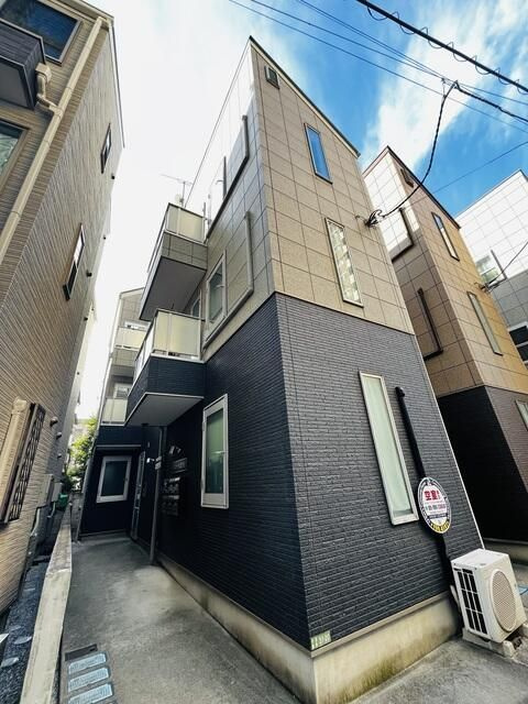 ルミエール北千住の外観