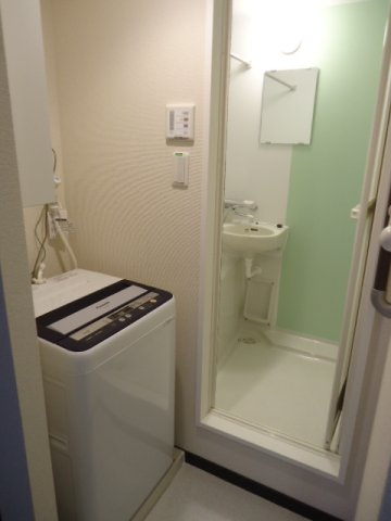 レオパレスディス　ポレール
