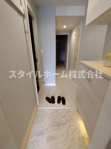 ミュール鴻の玄関|同建物内別部屋の写真です。